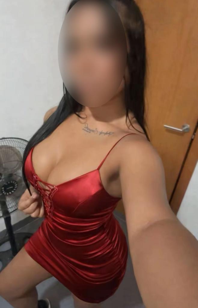 614839430: Chica busca chico en Granada