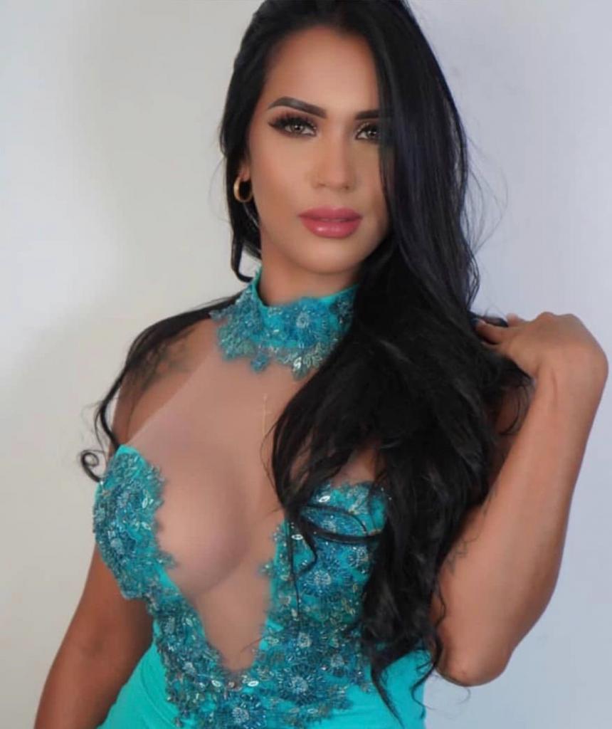 Chica busca chico en Ibiza: Chica busca chico