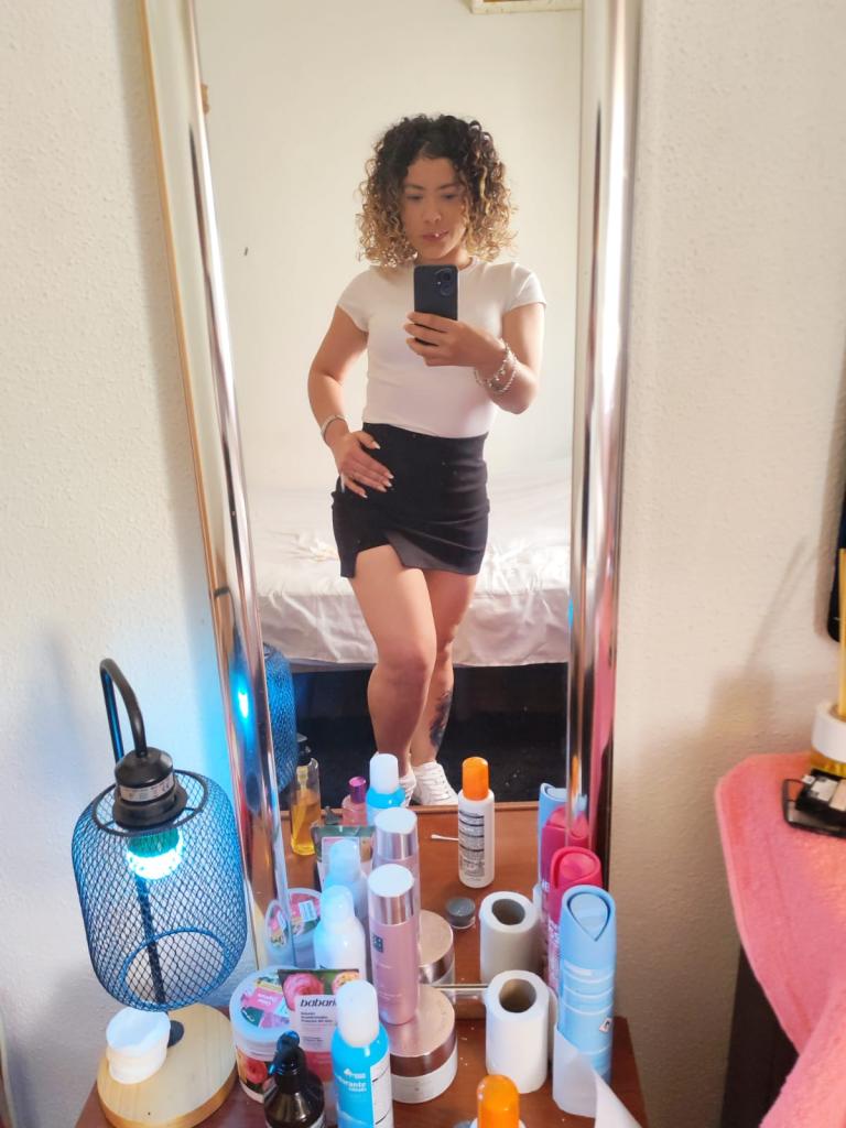 Chica busca chico en Cádiz: 
