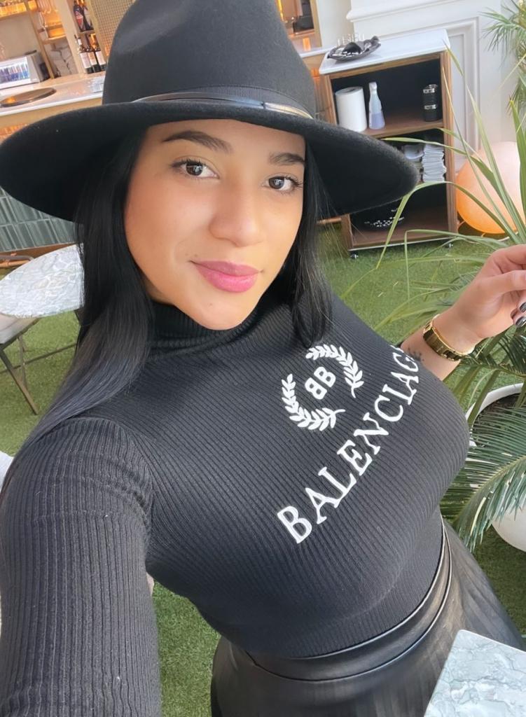 641906164: Chica busca chico en Madrid
