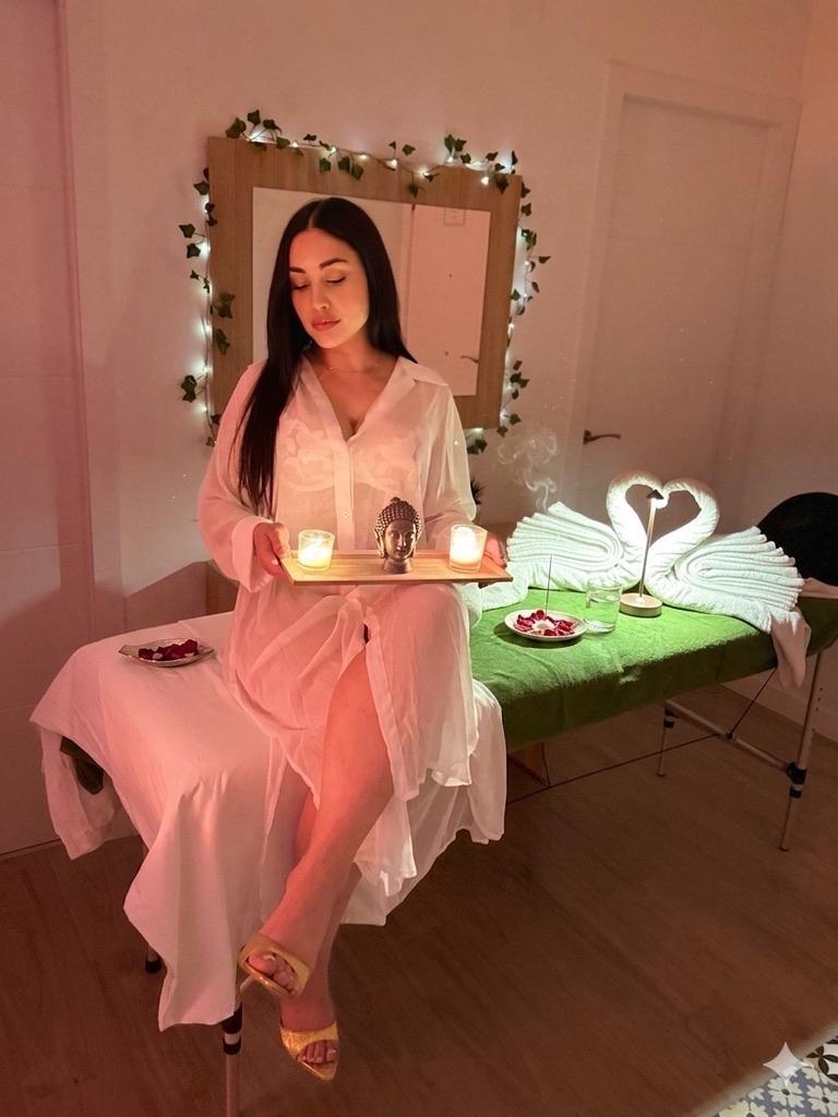 604266747: Chica busca chico en Pontevedra