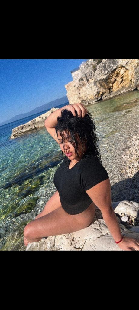 664258678: Chica busca chico en Madrid