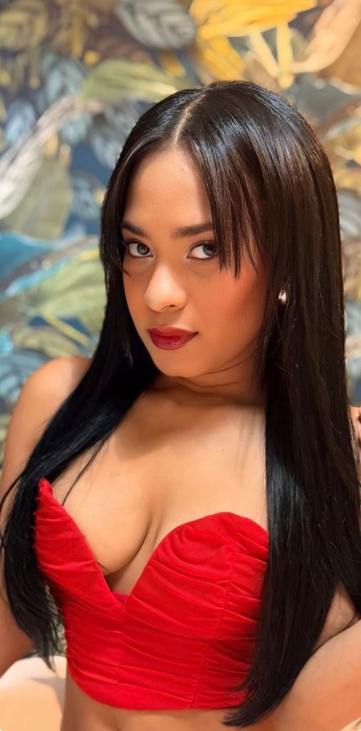Chica busca chico en Cantabria: Chica busca chico