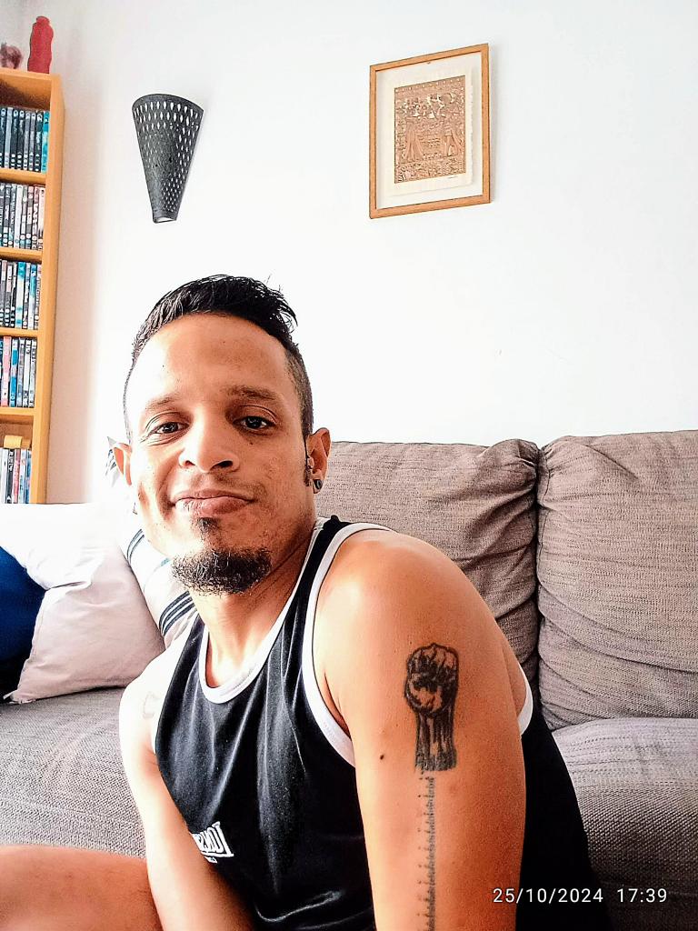 Chico busca chica en Mallorca: 