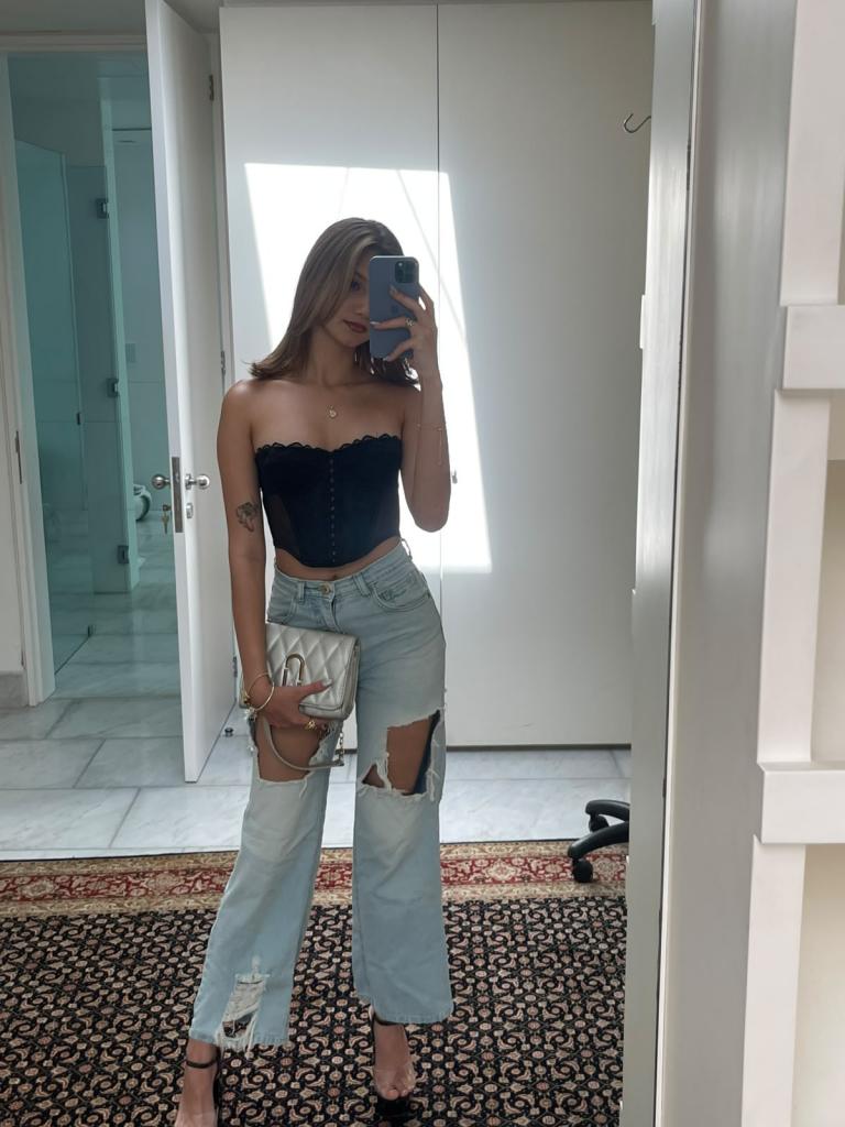666697455: Chica busca chico en Ibiza