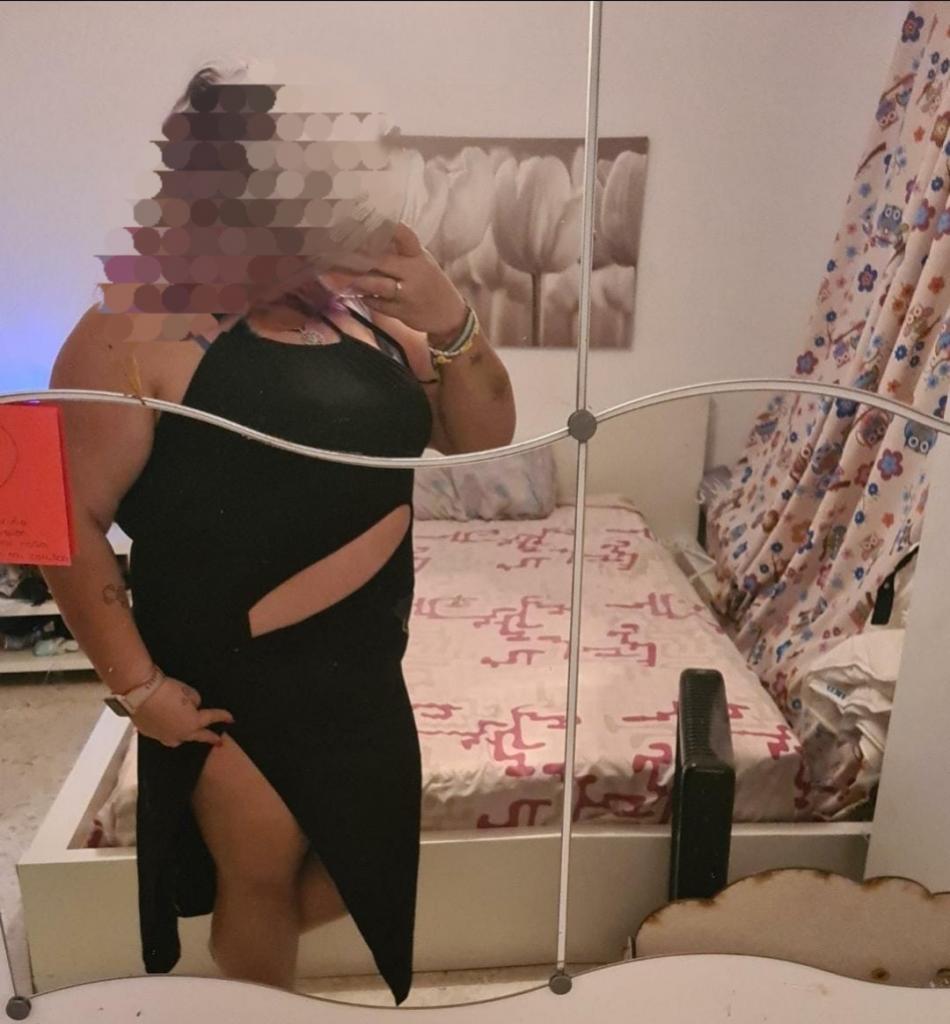 Chica busca chico en Granada: 