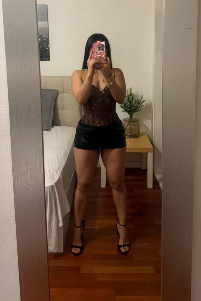 697839718: Chica busca chico en Tarragona