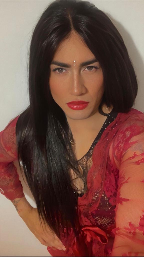 664282904: Travesti en Asturias