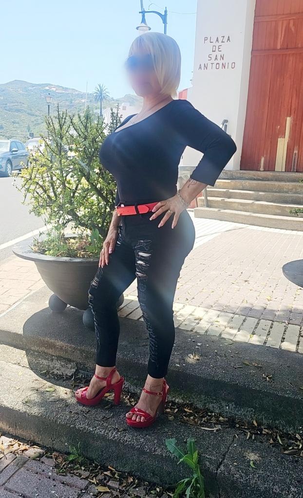 Chica busca chico en Orense: 