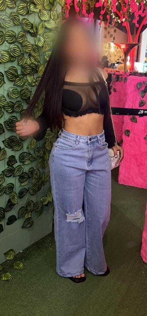 Chica busca chico en Valencia: Chica busca chico