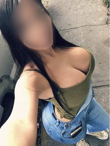 614844824: Chica busca chico en Málaga