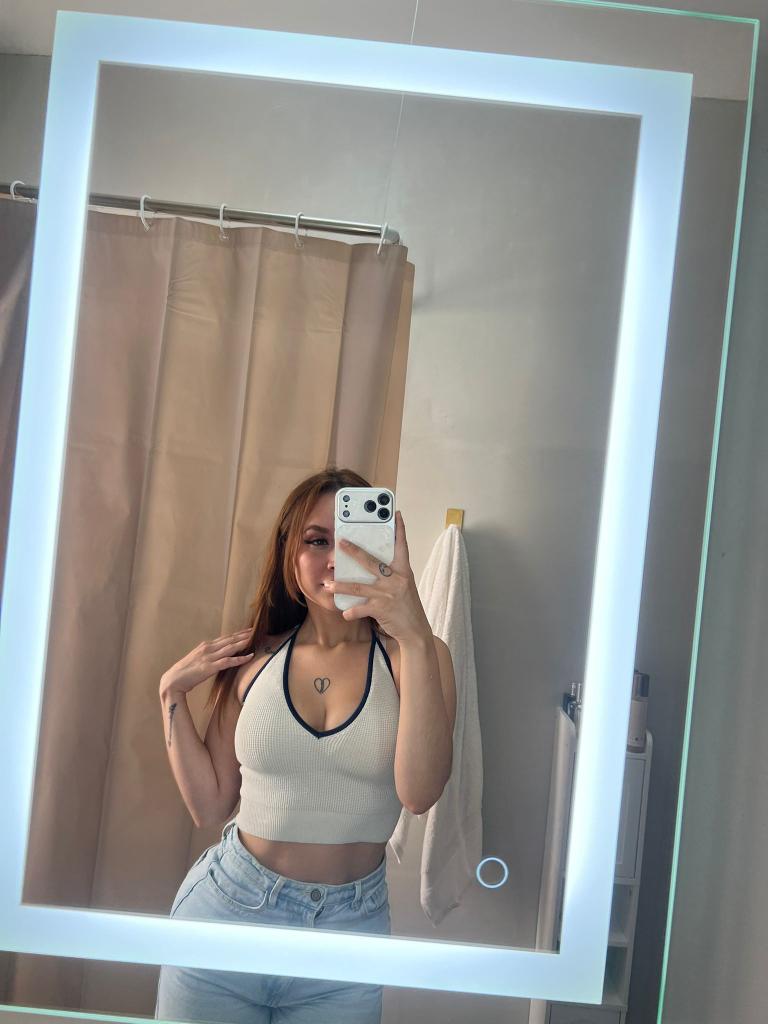 Chica busca chico en Cádiz: 