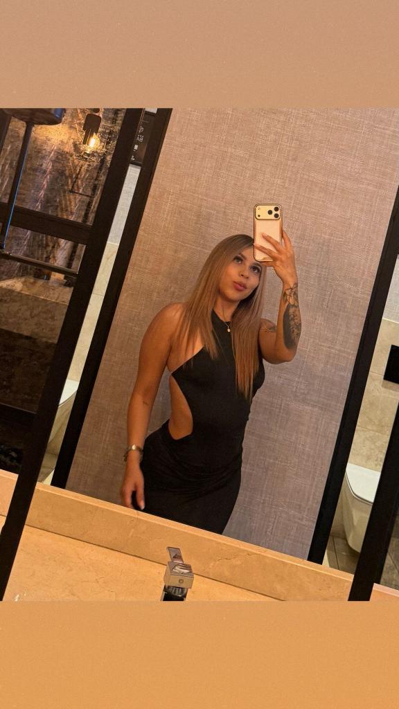 Chica busca chico en Alicante: Chica busca chico