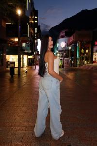 663656846: Chica busca chico en Zaragoza