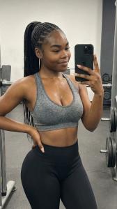 613458561: Chica busca chico en Valencia