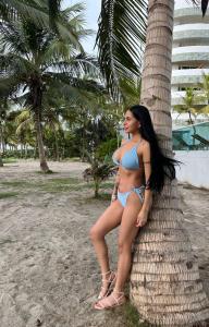612409664: Chica busca chico en Ibiza