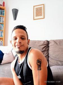607566225: Chico busca chica en Mallorca