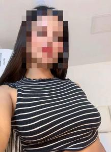 652465645: Chica busca chico en Madrid