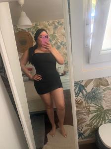 643890957: Chica busca chico en Pontevedra