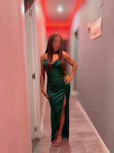 635367441: Chica busca chico en Madrid