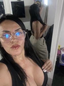603951005: Chica busca chico en Sevilla