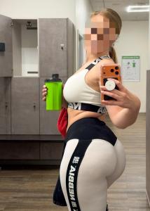 743007945: Chica busca chico en Castellón