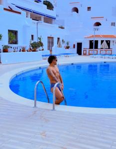 674713300: Chico busca chica en Madrid