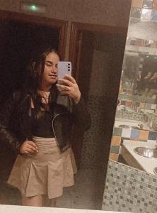611395198: Chica busca chico en Cantabria