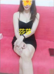 633900058: Chica busca chico en Valencia