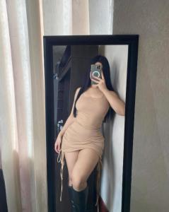 612288498: Chica busca chico en Madrid