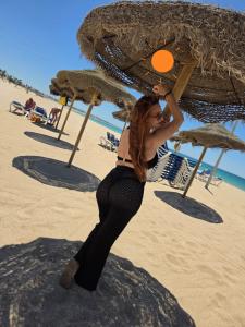 678720660: Chica busca chico en Cádiz