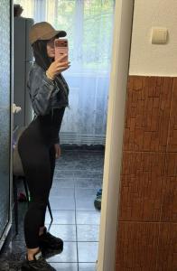 643670849: Chica busca chico en Almería
