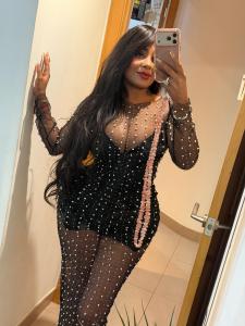 614683031: Chica busca chico en Barcelona