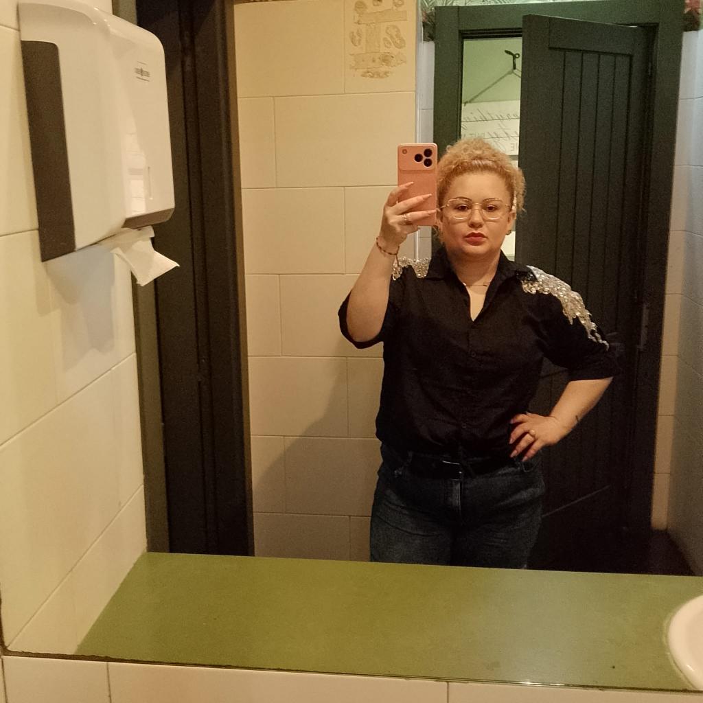 Chica busca chico en León: 