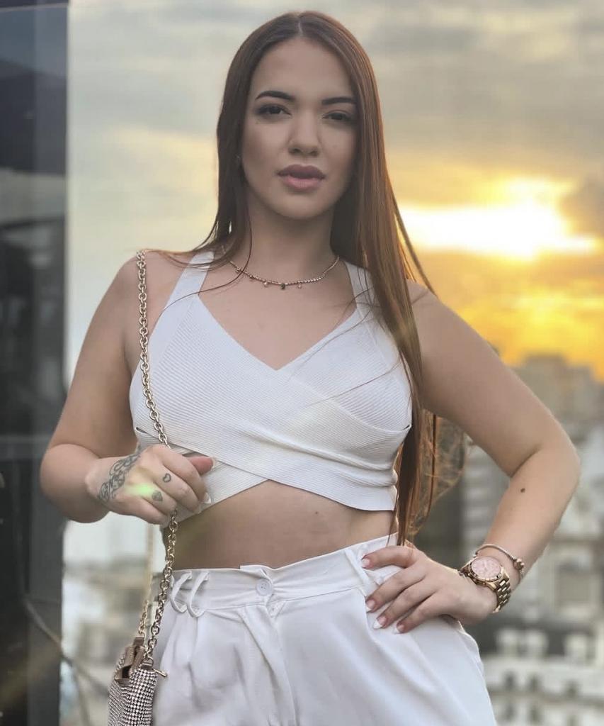 745046785: Chica busca chico en Alicante