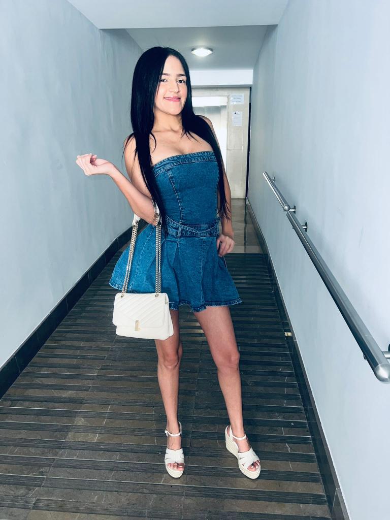 Chica busca chico en Granada: 