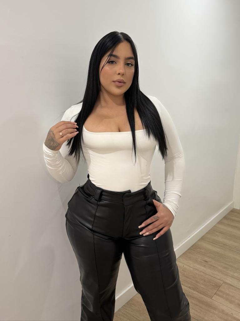 Chica busca chico en Lérida: 