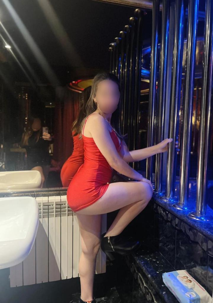 656560257: Chica busca chico en Cantabria