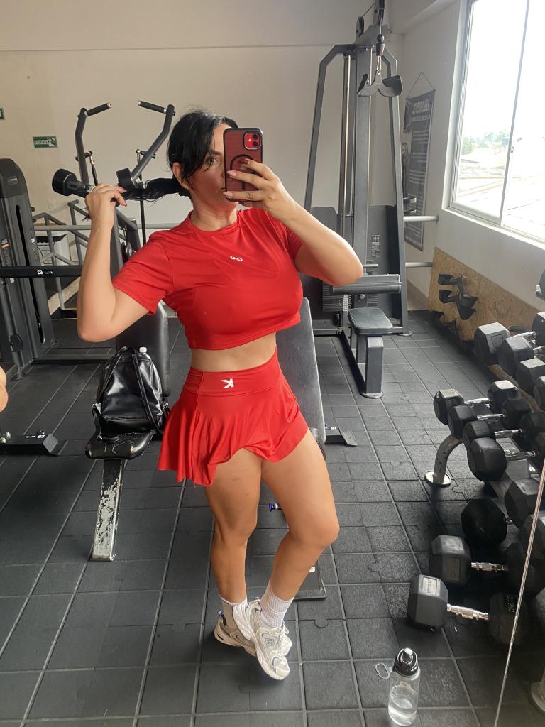 603951005: Chica busca chico en Sevilla