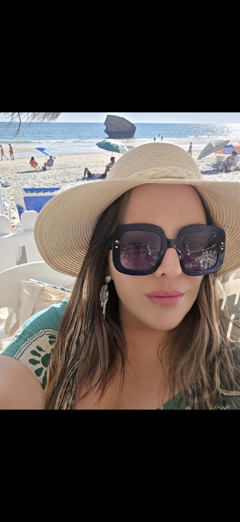 614240034: Chica busca chico en Cádiz
