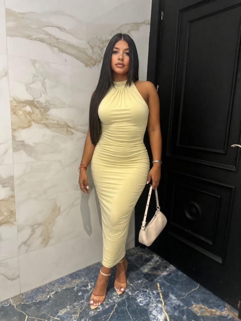 Chica busca chico en Málaga: Chica busca chico