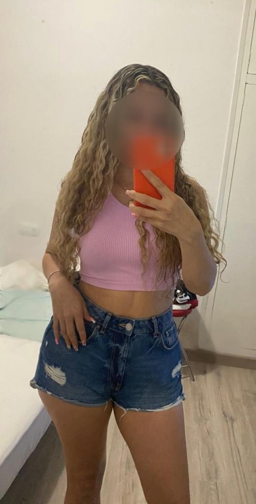 Chica busca chico en Ibiza: 