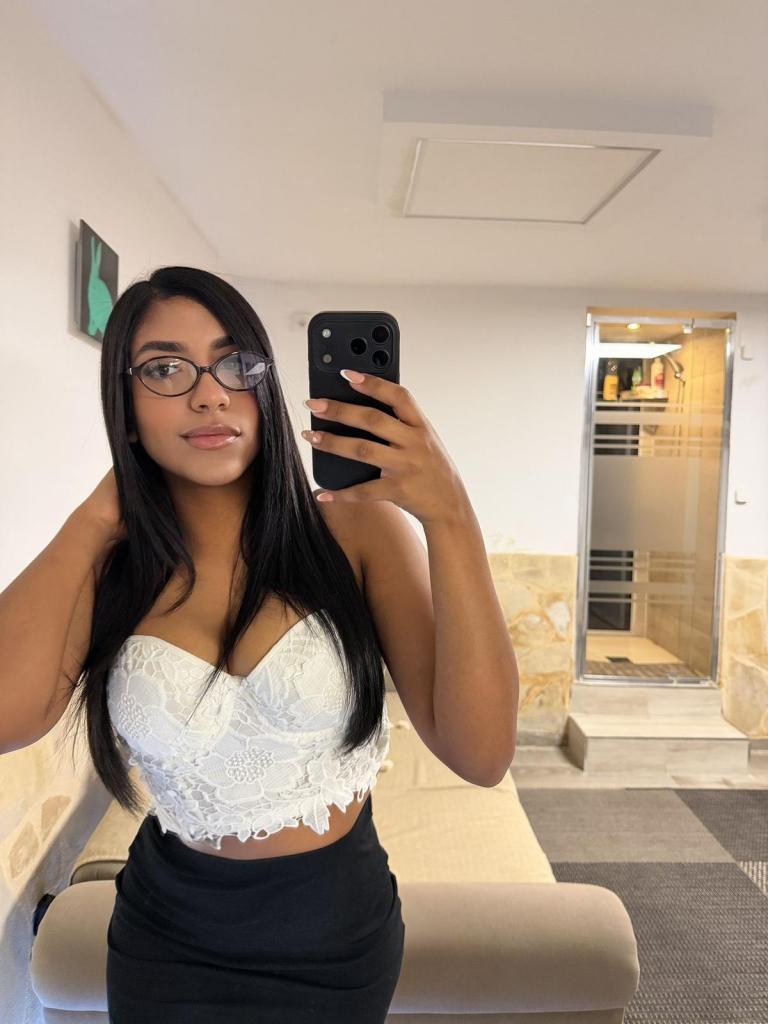 Chica busca chico en Valencia: Chica busca chico