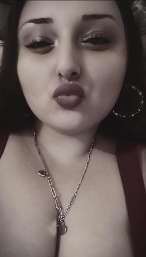 641976418: Chica busca chico en Zaragoza