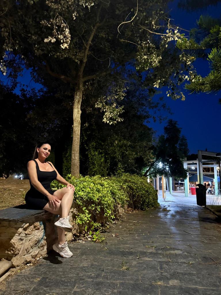 624693537: Chica busca chico en Murcia