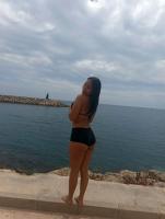 614080860: Chica busca chico en Sevilla