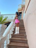 687493590: Chica busca chico en Ibiza