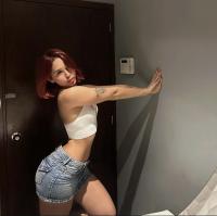 604911287: Chica busca chico en Barcelona