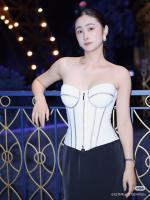 667584466: Chica busca chico en Valencia