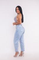 671134267: Chica busca chico en Sevilla